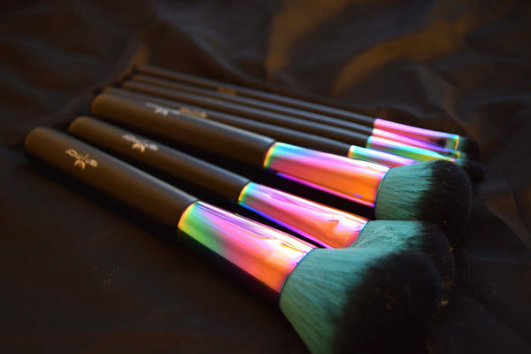 Prismatic Rainbow Makeup Brushes - 7 Piece Set